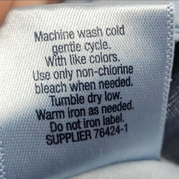 St. John's Bay Capri Women's Dark Wash Blue Denim Jeans Size 10 - Picture 10 of 12